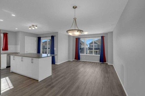 827 Windbury Street Sw, Airdrie, AB - Indoor Photo Showing Kitchen