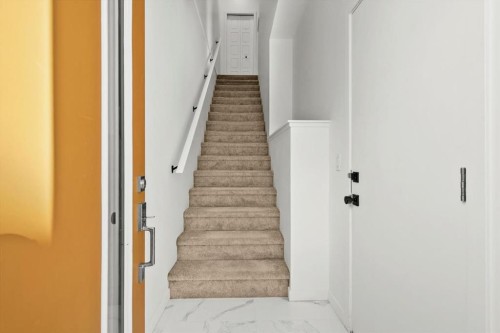 90 Walgrove Common Se, Calgary, AB - Indoor Photo Showing Other Room