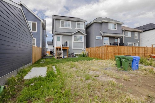 190 Magnolia Square Se, Calgary, AB - Outdoor