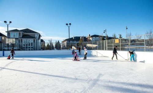 190 Magnolia Square Se, Calgary, AB - Outdoor