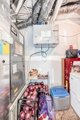 1434-7451 Falconridge Boulevard Ne, Calgary, AB - Indoor