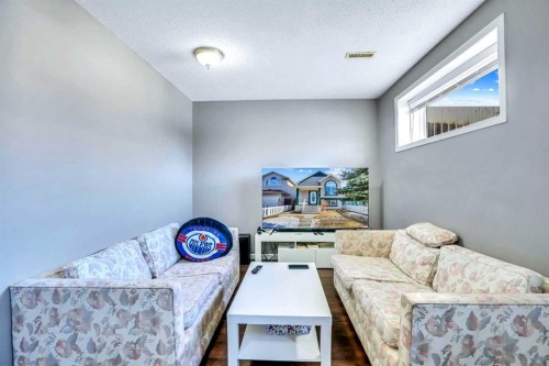 54 Taracove Road Ne, Calgary, AB - Indoor
