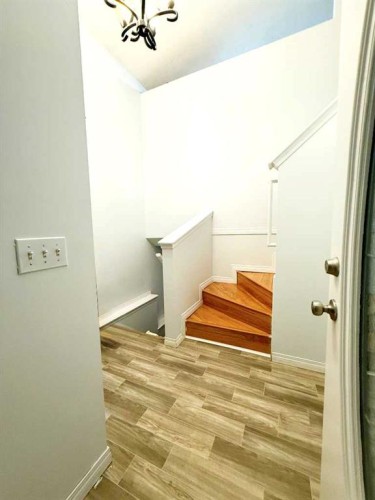 54 Taracove Road Ne, Calgary, AB - Indoor Photo Showing Other Room