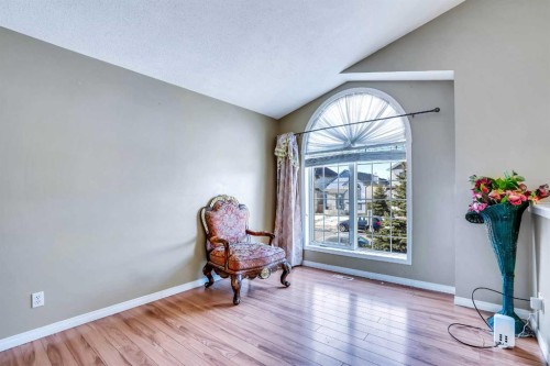 54 Taracove Road Ne, Calgary, AB - Indoor Photo Showing Other Room