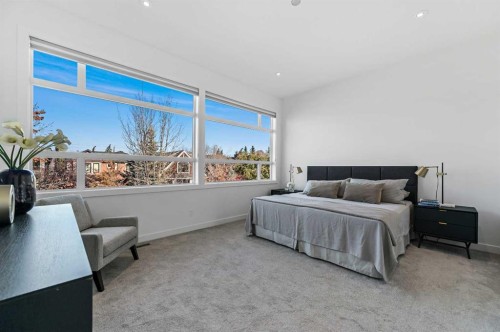 2115 Bowness Road Nw, Calgary, AB - Indoor Photo Showing Bedroom