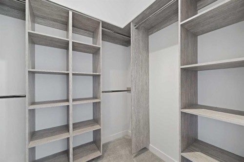 2115 Bowness Road Nw, Calgary, AB - Indoor With Storage