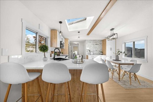 210 Erin Woods Circle Se, Calgary, AB - Indoor Photo Showing Dining Room