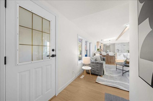 210 Erin Woods Circle Se, Calgary, AB - Indoor Photo Showing Other Room