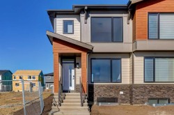 70 Setonvista Grove SE Calgary, AB T3M 4H8