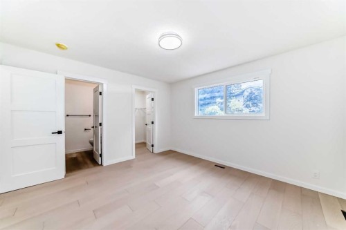 64 Woodstock Road Sw, Calgary, AB - Indoor Photo Showing Other Room