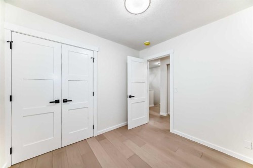64 Woodstock Road Sw, Calgary, AB - Indoor Photo Showing Other Room