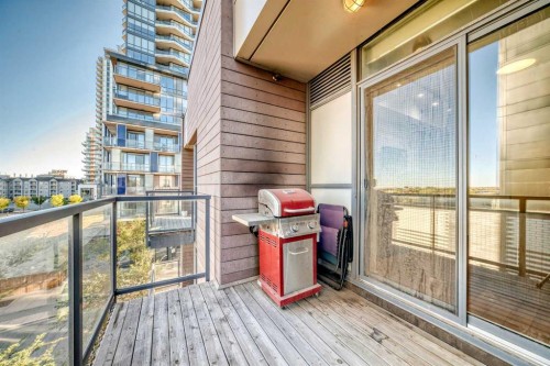 423-619 Confluence Way Se, Calgary, AB - Outdoor With Exterior