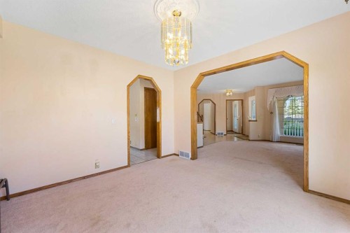 91 Coral Springs Boulevard Ne, Calgary, AB - Indoor Photo Showing Other Room