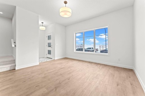 7654 202 Avenue Se, Calgary, AB - Indoor Photo Showing Other Room