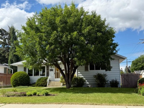 10 Glamorgan Drive Sw, Calgary, AB - Outdoor