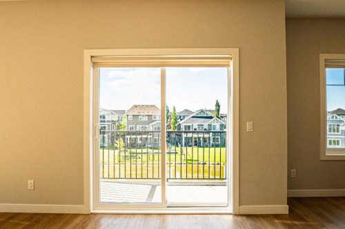 372 Canals Crossing Sw, Airdrie, AB - Indoor Photo Showing Other Room