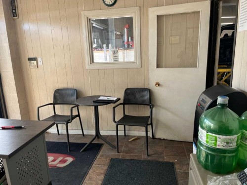 4261 23 Street Ne, Calgary, AB 