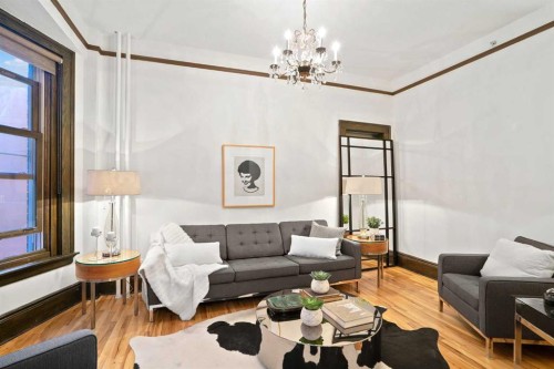 201-804 18 Avenue Sw, Calgary, AB - Indoor Photo Showing Living Room