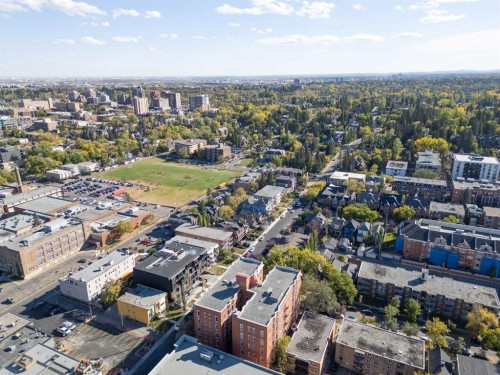 201-804 18 Avenue Sw, Calgary, AB - Outdoor With View