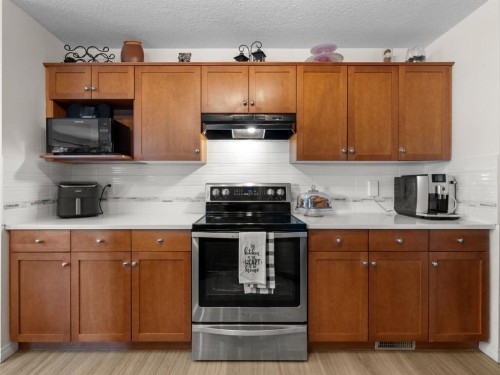 97 Evansbrooke Way Nw, Calgary, AB - Indoor Photo Showing Kitchen