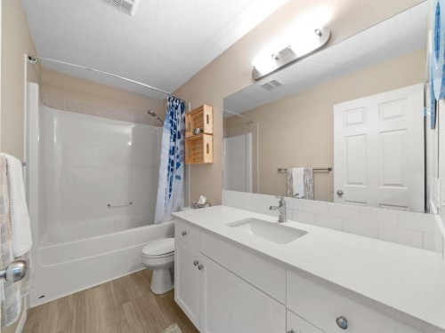 97 Evansbrooke Way Nw, Calgary, AB - Indoor Photo Showing Bathroom