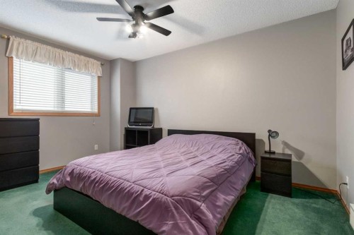 168 Mt Apex Green Se, Calgary, AB - Indoor Photo Showing Bedroom