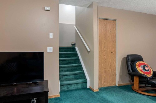 168 Mt Apex Green Se, Calgary, AB - Indoor Photo Showing Other Room