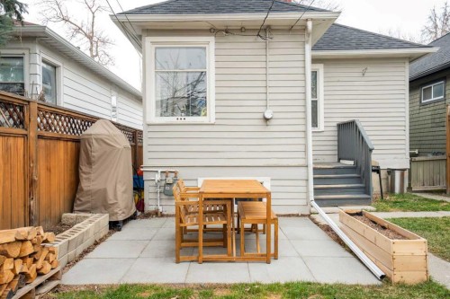 317 18 Avenue Nw, Calgary, AB - Outdoor With Exterior