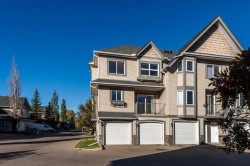 66 Cedarwood Lane SW Calgary, AB T2W 6J3