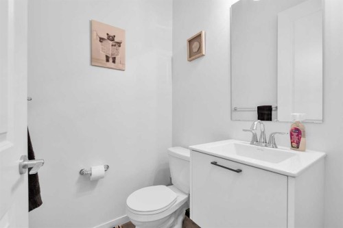 52 Edith Gate Nw, Calgary, AB - Indoor Photo Showing Bathroom