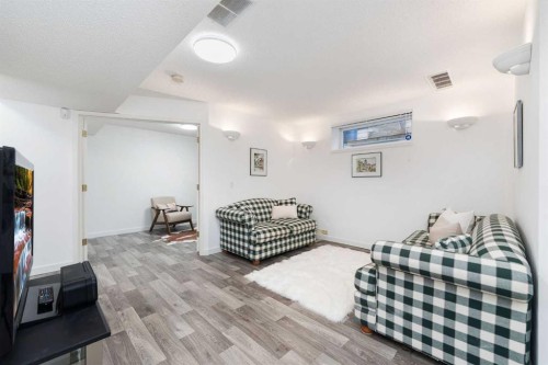 339 Bridlewood Court Sw, Calgary, AB - Indoor Photo Showing Bedroom