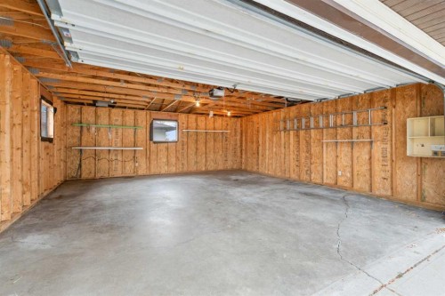 100 Fairview Drive Se, Calgary, AB - Indoor