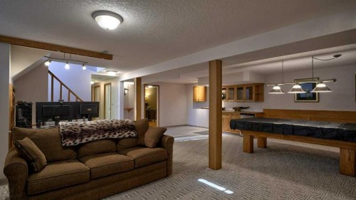 5650 Brenner Crescent Nw, Calgary, AB - Indoor