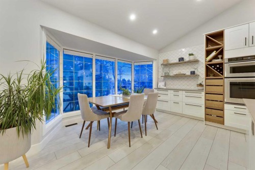 3224 Conrad Drive Nw, Calgary, AB - Indoor Photo Showing Other Room