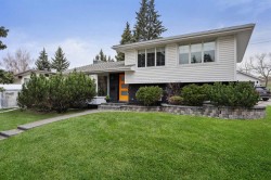 3224 Conrad Drive NW Calgary, AB T2L 1B4