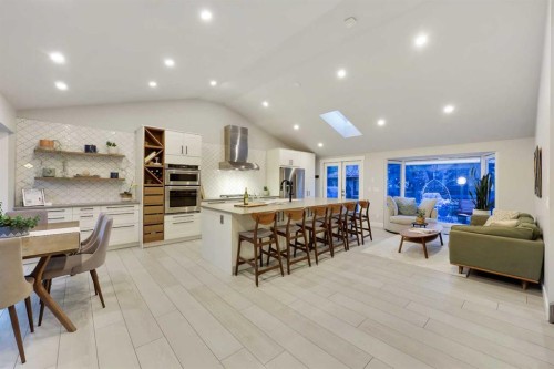 3224 Conrad Drive Nw, Calgary, AB - Indoor