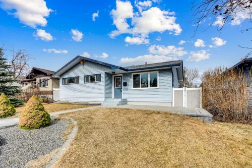 146 Springwood Drive Sw, Calgary, AB - Outdoor