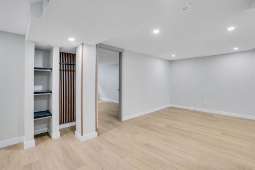 146 Springwood Drive Sw, Calgary, AB - Indoor Photo Showing Other Room