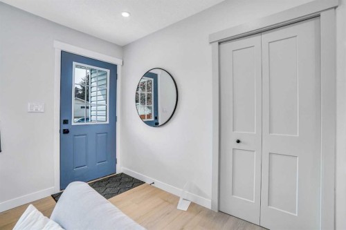 146 Springwood Drive Sw, Calgary, AB - Indoor