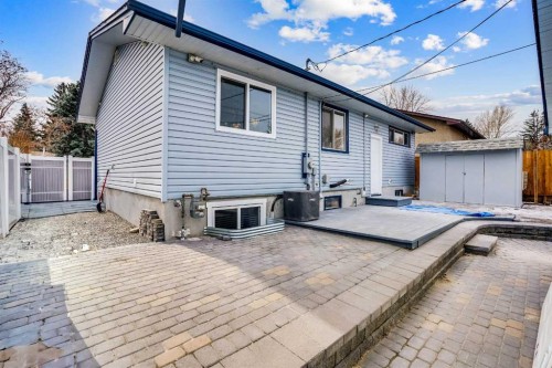 146 Springwood Drive Sw, Calgary, AB - Outdoor With Exterior