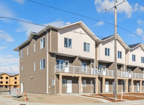 101-95 Saddlecrest Circle Ne, Calgary, AB - Outdoor With Facade