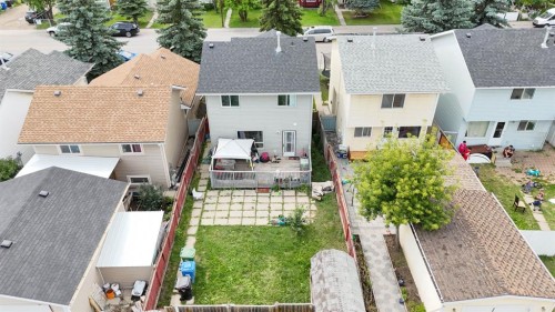 136 Martindale Drive, Calgary, AB - Outdoor