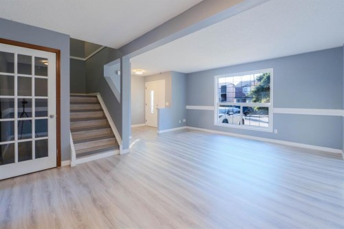 136 Martindale Drive  Calgary, AB T3J 3G5