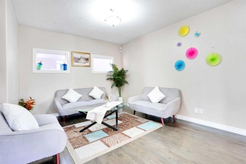 3 Saddleland Crescent Ne, Calgary, AB - Indoor Photo Showing Living Room