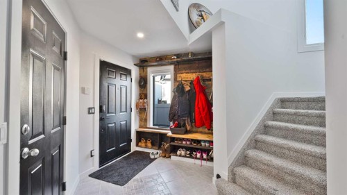 148 Covepark Close Ne, Calgary, AB - Indoor Photo Showing Other Room