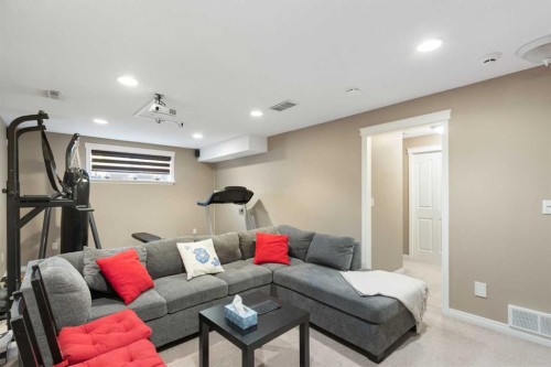 38 Spring Crescent Sw, Calgary, AB - Indoor Photo Showing Basement