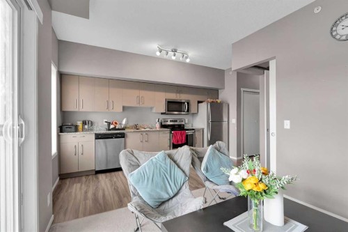 1609-4641 128 Avenue Ne, Calgary, AB - Indoor Photo Showing Kitchen