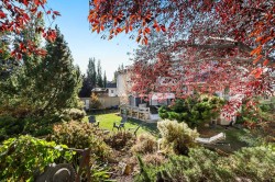 248 Douglas Ridge Green SE Calgary, AB T2Z 2T4