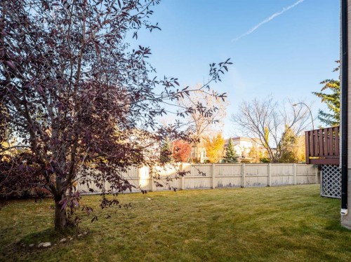 38 Simcoe Crescent Sw, Calgary, AB - Outdoor