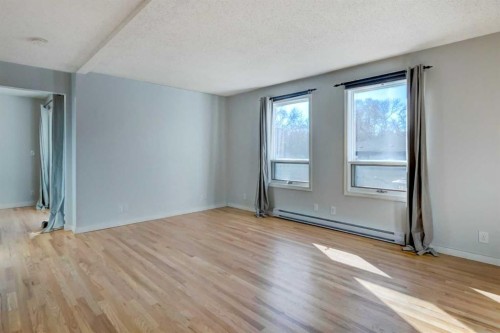 3-1921 5 Street Sw, Calgary, AB - Indoor Photo Showing Other Room